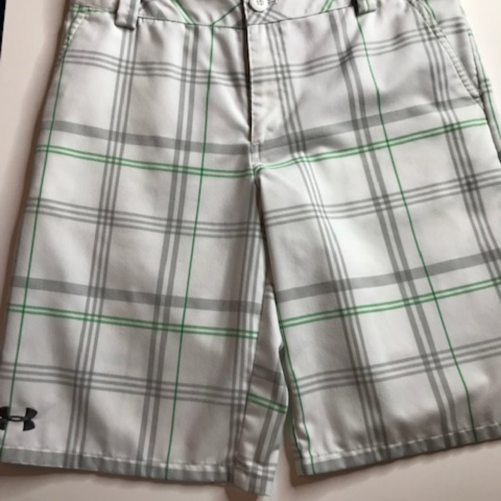 Under Armour Boy's Golf Shorts Youth Large